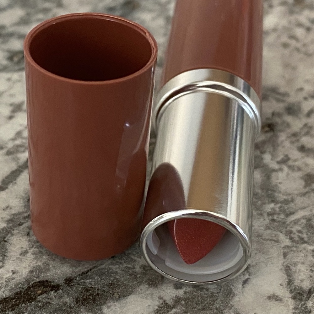 Clinique 02 Bare Pop Lipstick